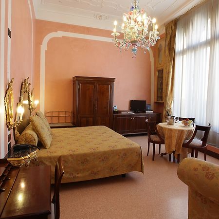 Hotel San Moise Венеция Экстерьер фото