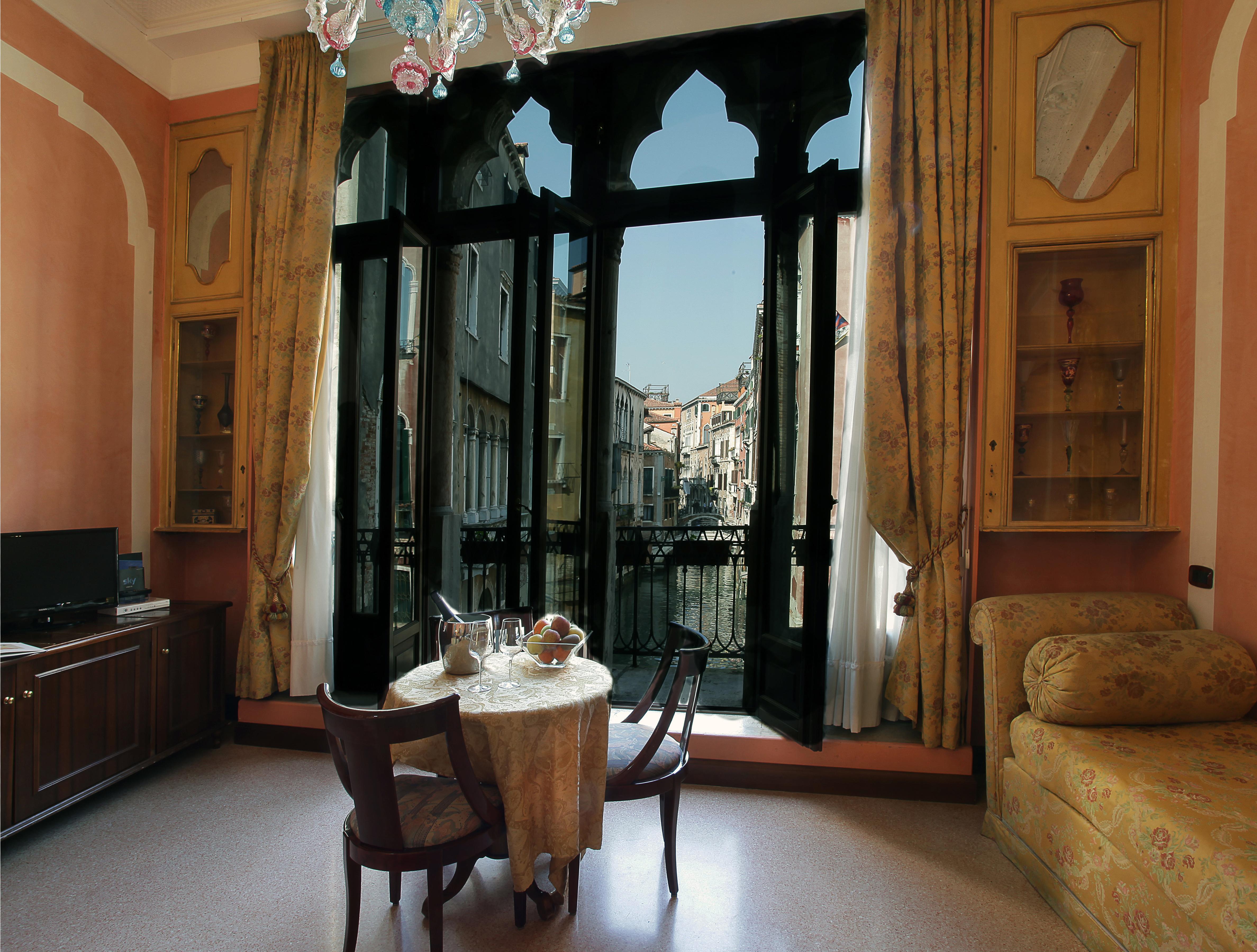 Hotel San Moise Венеция Экстерьер фото